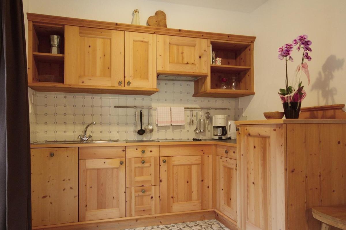 Appartement Pichler Dobbiaco Szoba fotó